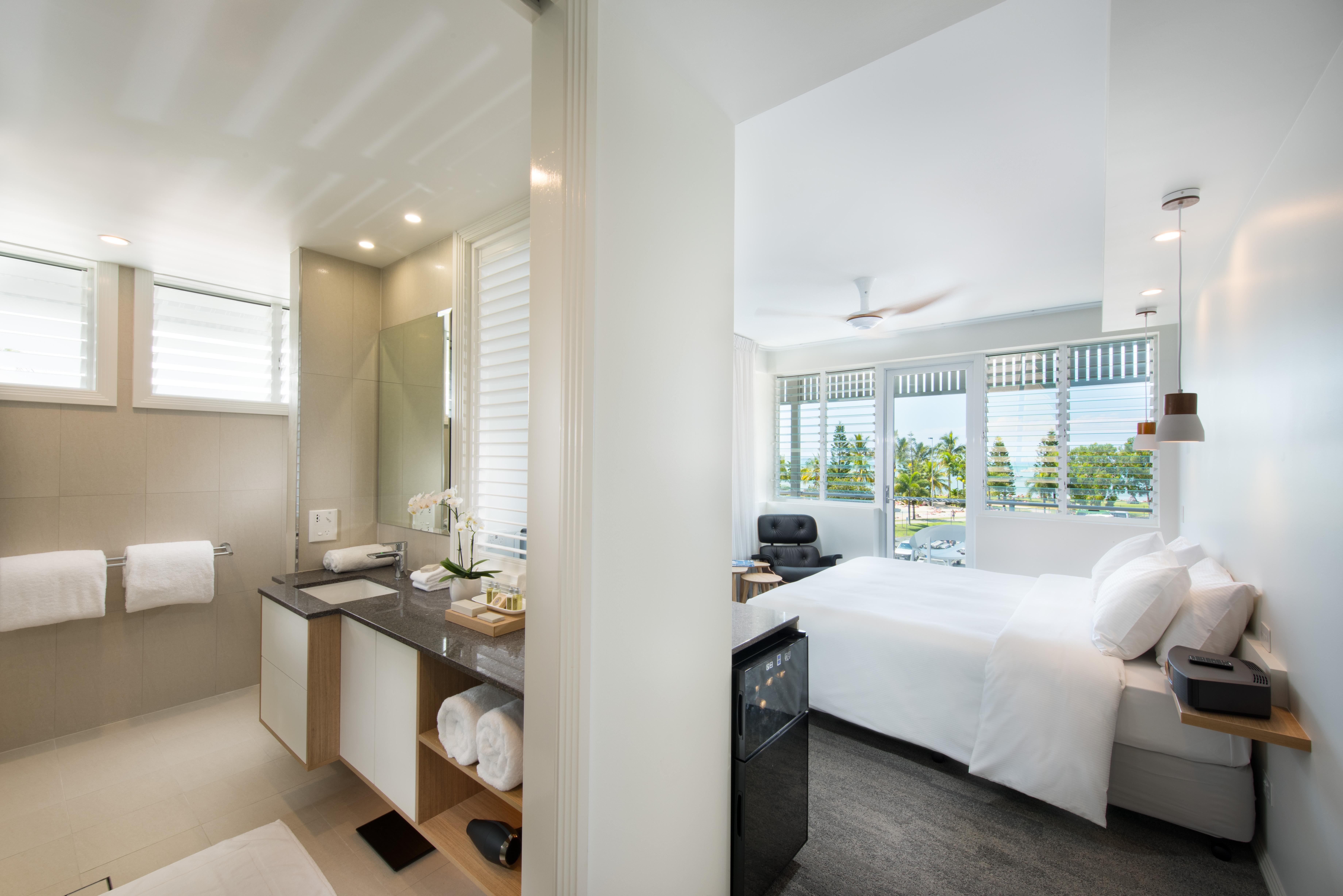 Heart Hotel And Gallery Whitsundays Airlie Beach Eksteriør bilde